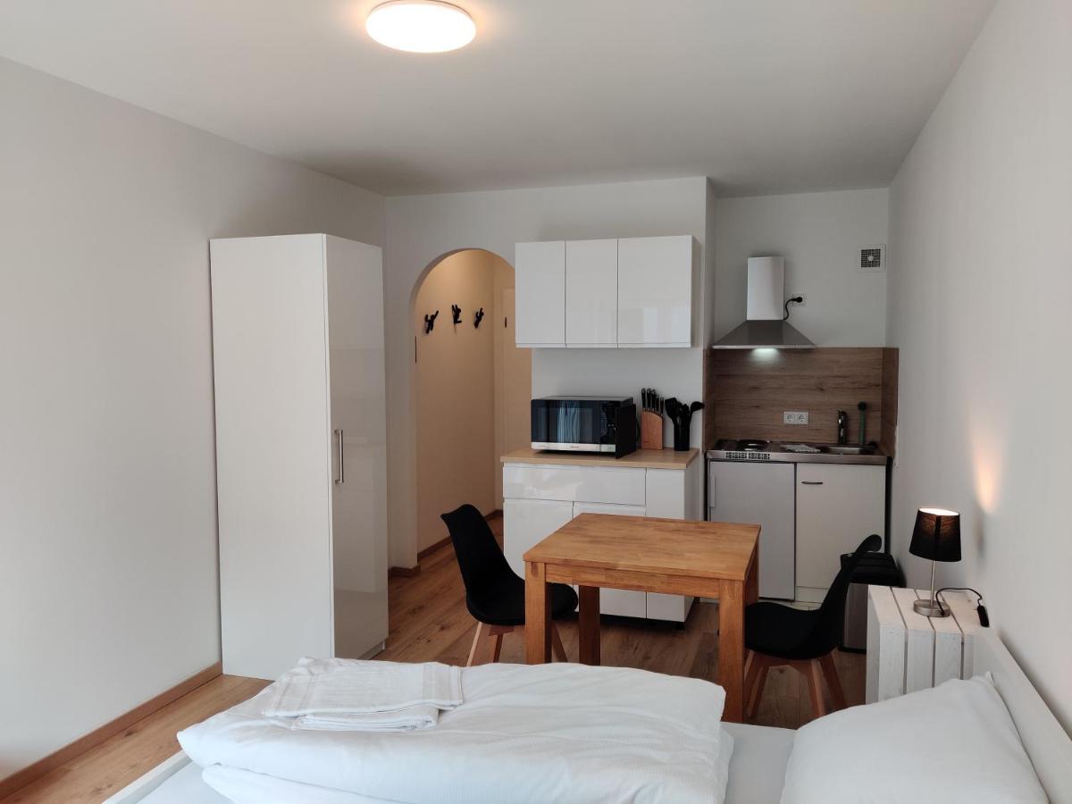 Schicke Wohnung In Stadtnaehe Würzburg Exterior foto