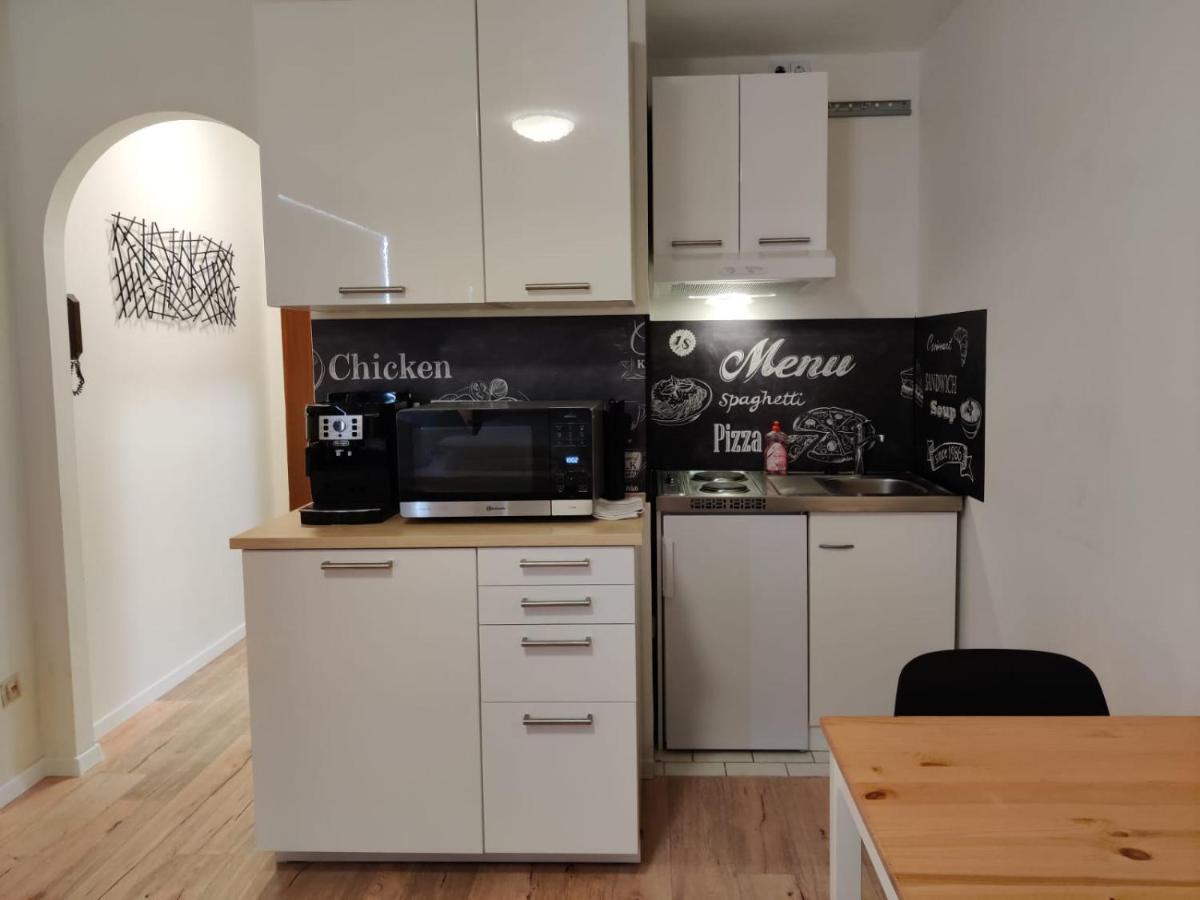 Schicke Wohnung In Stadtnaehe Würzburg Exterior foto